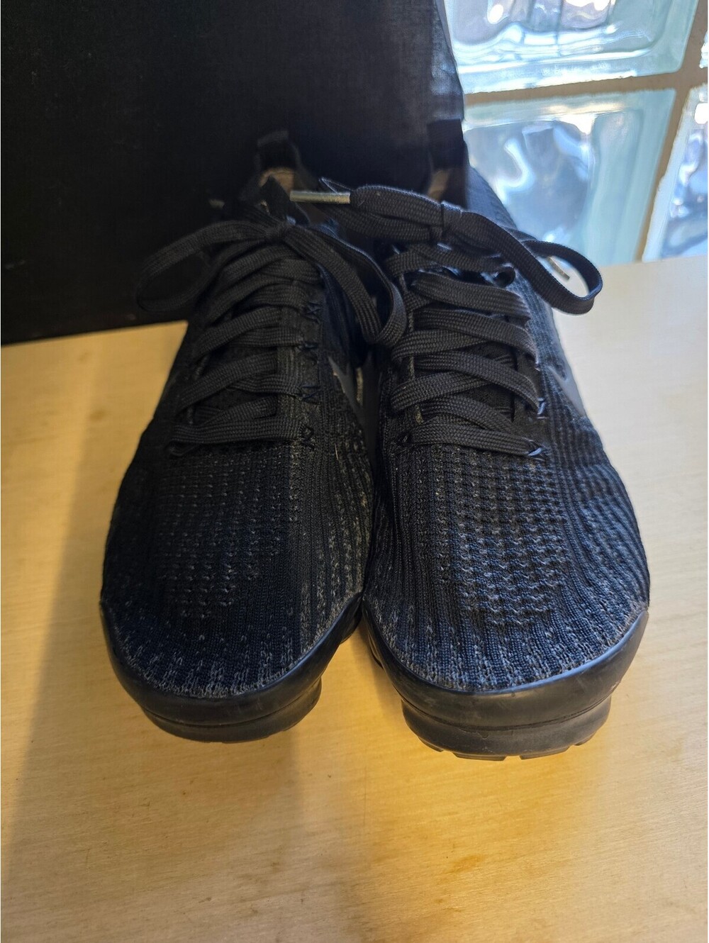Nike Air VaporMax FK3 Black Athletic Shoes Size 9